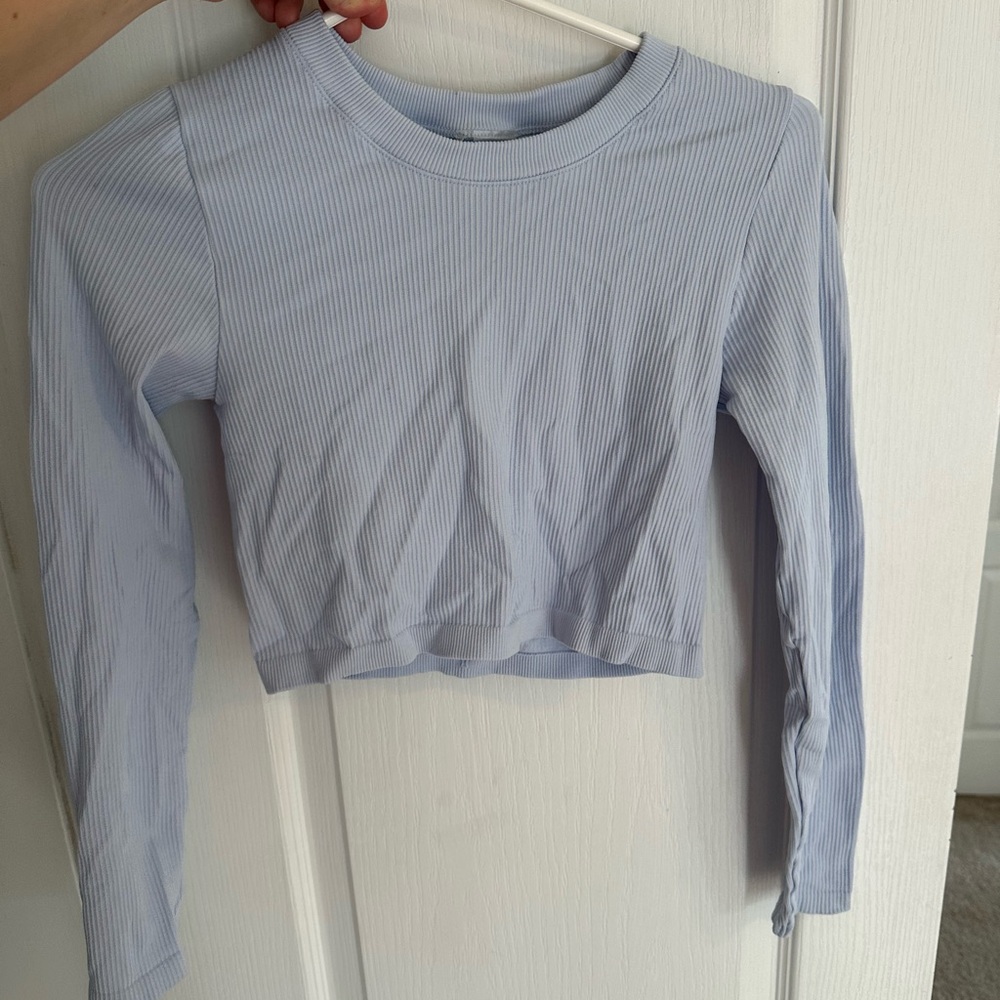 NWT Aritzia Soft Blue Ribbed Long Sleeve Athletic Tee